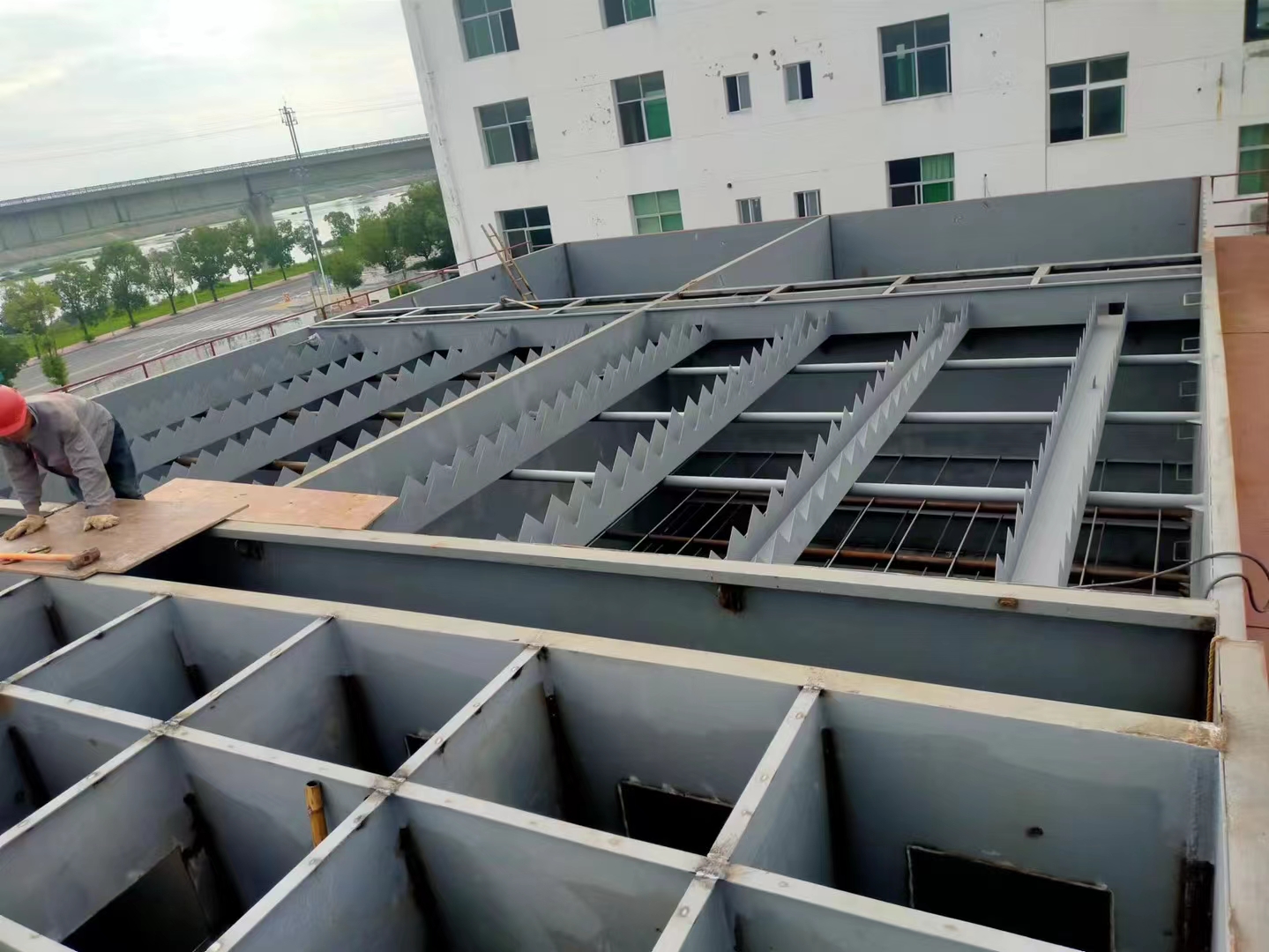 一體化凈水器性能優(yōu)點(diǎn)主要有哪些？